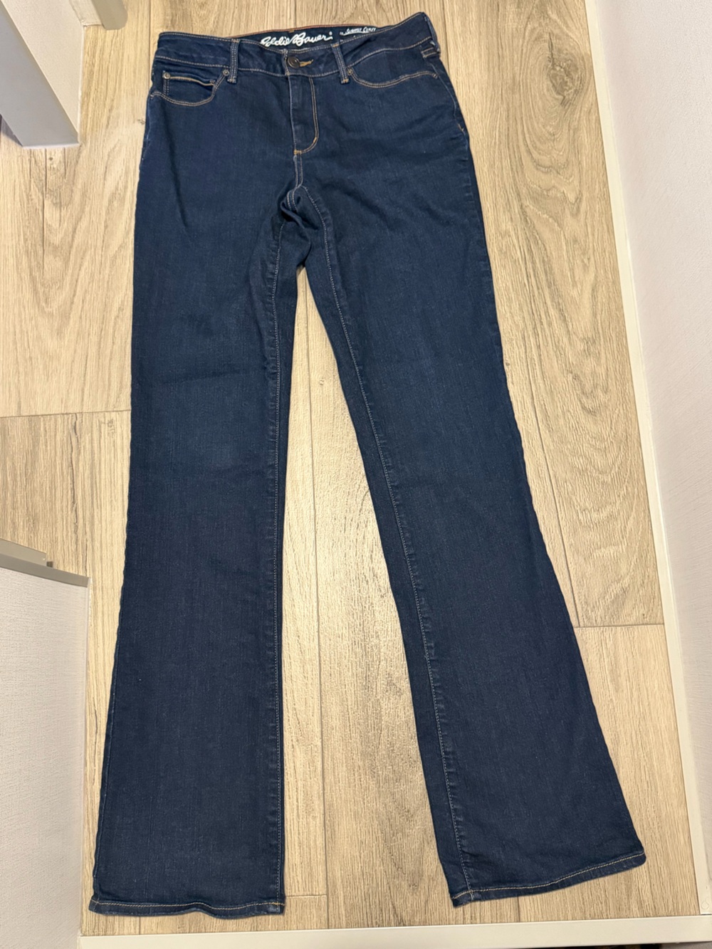 Eddie Bauer Women's Dark boot cut Jeans